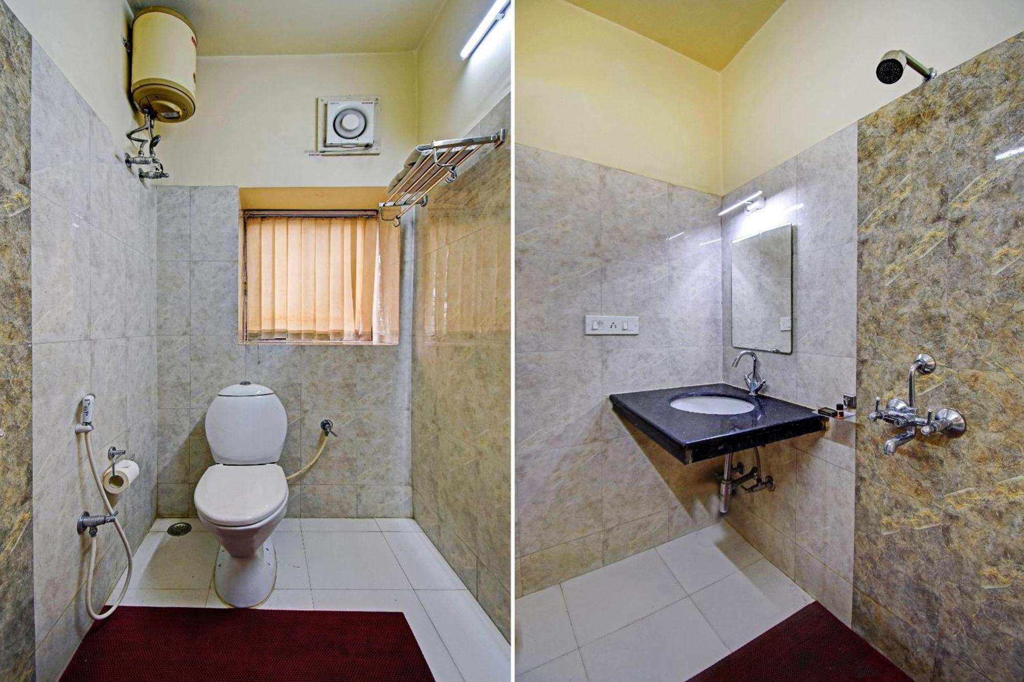 Motisarai Hotel Kolkata Bagian luar foto